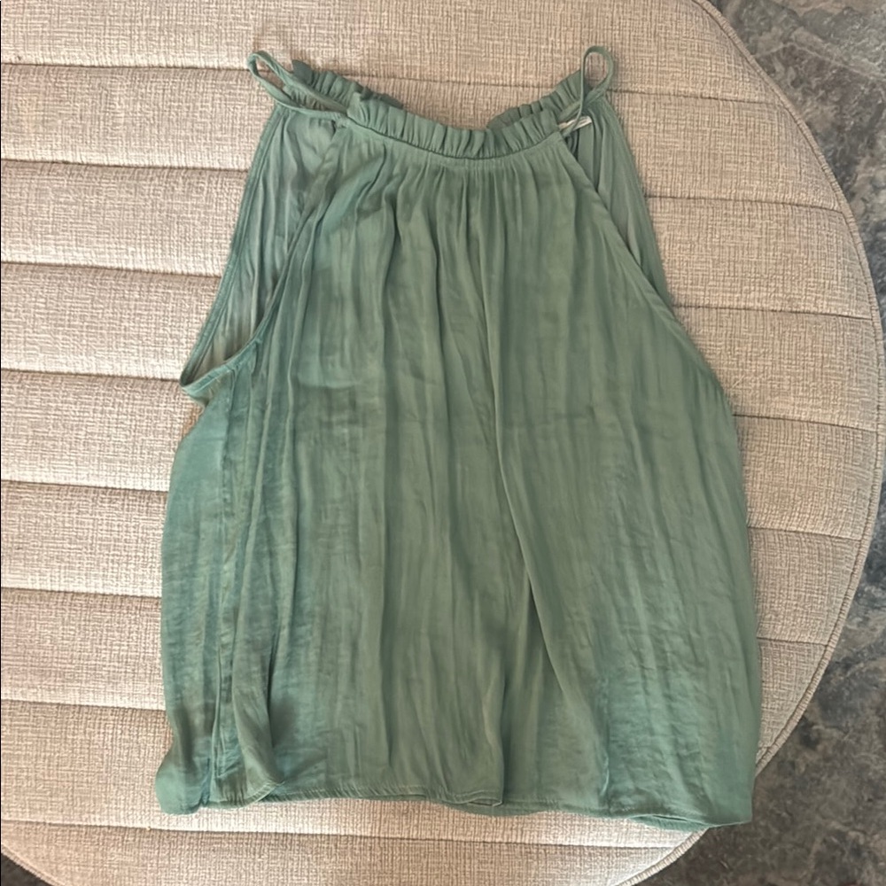Green Sleeveless Women's Top